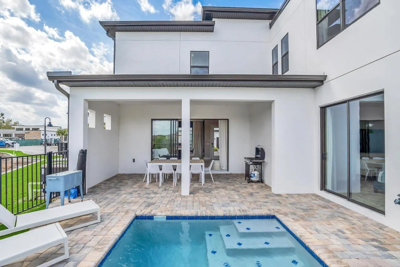 Villa Domani 5 Bedroom Home With Pool Davenport